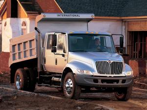 International DuraStar 4300 Double Cab 2002 года